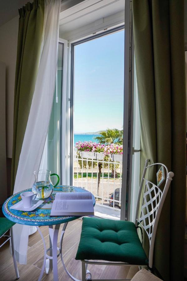 Aquamar Bed And Breakfast Crotone Ngoại thất bức ảnh